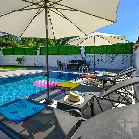 Spacious For Large Families - Egeden 2